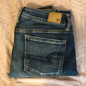 Medium wash super stretch jeans